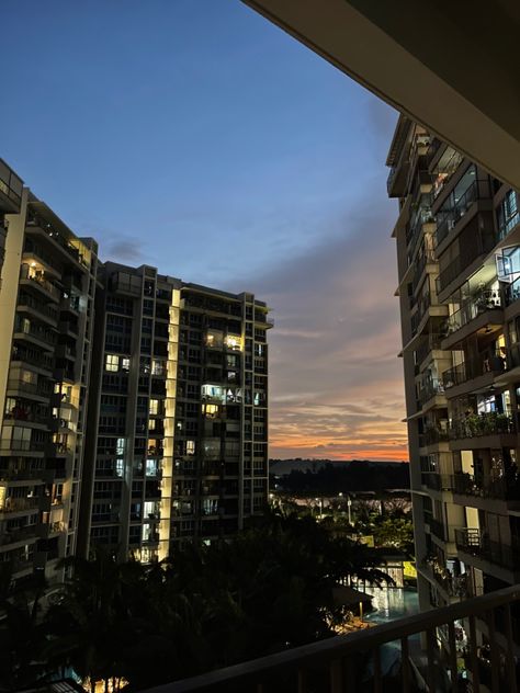 #aestheticfeed #explore #explorepage #asian #hangout #aesthetic #view #condominium #sky #sunset Condominium Aesthetic, Condo Aesthetic, Hangout Aesthetic, Pretty Apartments, Aesthetic View, Beautiful House Plans, Sky Sunset, Apartment Complexes, Beautiful House