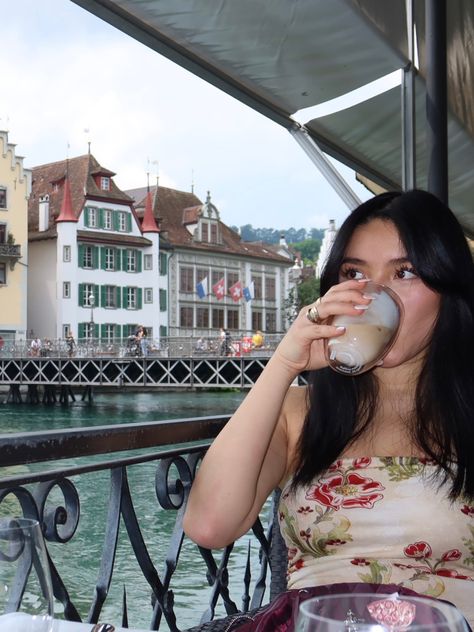 euro summer lunch date by river aesthetic lucerne Lucerne Switzerland Summer Outfit, Lucerne Aesthetic, Lucerne Switzerland Aesthetic, Switzerland Photo Ideas, Switzerland Outfits, Lake Lucerne Switzerland, Switzerland Aesthetic, River Aesthetic, Switzerland Summer