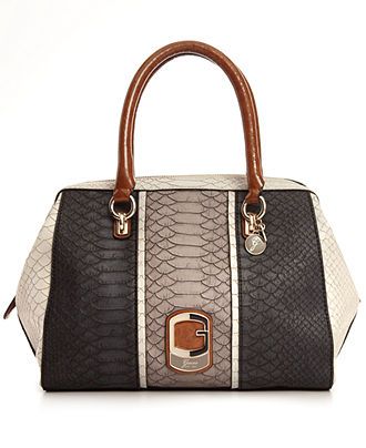 9 to 5 Essential GUESS http://www.atelier-fereti.com/ Statement Purse, Guess Handbag, Guess Purse, Handbag Satchel, Favorite Purse, Guess Purses, Handbags Luxury, 9 To 5, Guess Handbags