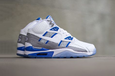 Nike Air Trainer SC High Premium QS "Broken Bats" Bo Jackson Sneakers, Bo Jackson Shoes, Nike Slippers, Air Force One Shoes, Nike Air Trainer, Outlet Nike, Cheap Nike Air Max, Bo Jackson, Nike Outlet