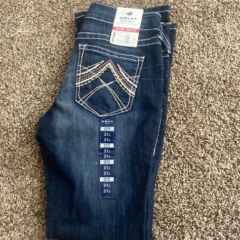 Brand New Never Worn Womens Boot Cut Jeans, Country Wishlist, Cinch Jeans, Country Clothes, Western Rooms, Ariat Jeans, Gift Wishlist, Clothes Wishlist, Country Style Outfits