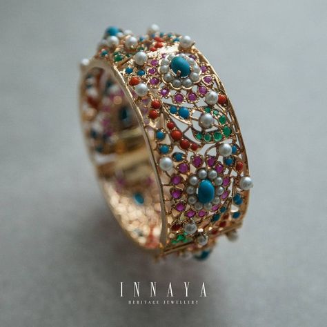 INNAYA HERITAGE JEWELLERY on Instagram: “LOTUS BANGLE INNAYA HERITAGE JEWELLERY A delicate statement piece for lovers of detail and class this beautiful handcrafted piece is…” Lotus Bangle, Mughal Jewelry, Wedding Jewellery Designs, Bangle Design, Gold Bangles For Women, Antique Jewellery Designs, Heritage Jewellery, Asian Jewelry, Antique Bridal Jewelry