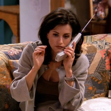 Friends Monica Aesthetic, Monica Geller Aesthetic, Monica Geller Icons, Monica Aesthetic, Monica Geller Friends, Monica From Friends, Monica Friends, Friends Monica, Monica Gellar