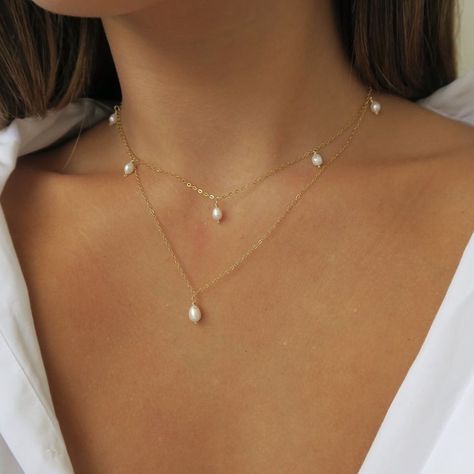 Prom Jewelry, Classy Jewelry, Freshwater Pearl Necklace, Jewelry Lookbook, Girly Jewelry, Dream Jewelry, Simple Jewelry, Stylish Jewelry, Dainty Jewelry