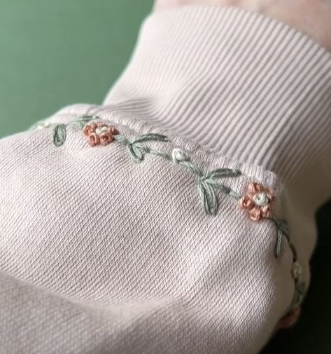 Hand Embroidery Collar Design, Hand Embroidered Sweatshirt Flowers, Simple Hoodie Embroidery, Sleeve Cuff Embroidery, Embroidery Flowers On Clothes, Embroidery Patterns Sweater, Add Embroidery To Clothes, Easy Embroidery Sweatshirt, Simple Shirt Embroidery