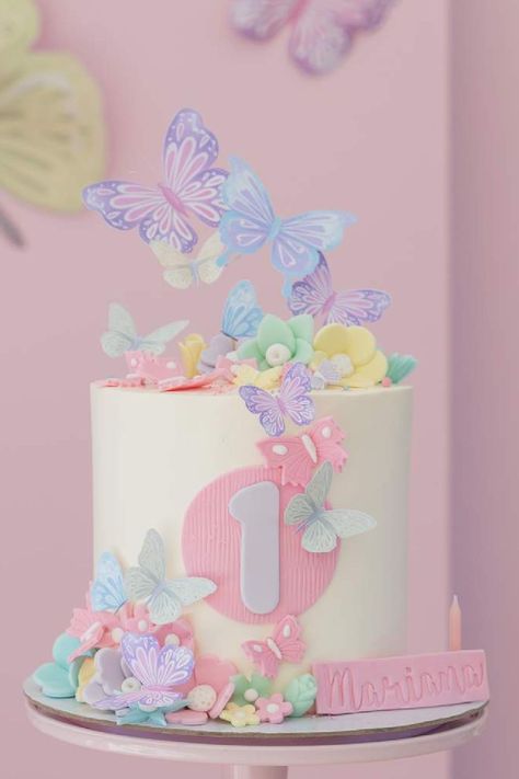 Feast your eyes on this beautiful Butterfly birthday party! The birthday cake is so enchanting! See more party ideas and share yours at CatchMyParty.com Butterfly Theme Cake, Butterfly Birthday Cake, Baby 1st Birthday Cake, Butterfly Birthday Decorations, Butterfly 1st Birthday, Butterfly Birthday Party Decorations, Butterfly Themed Birthday Party, Butterfly Birthday Theme, Butterfly Birthday Cakes