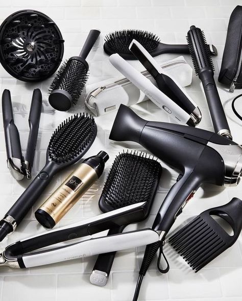 Cosmotology Vison Board, Hair Asthetic Picture Black, Hair Salon Asthetic Picture, Hair Stylist Asthetic Picture, Hair Tool Aesthetic, Cosmotology School Asthetic, Hairstylist Asthetic Picture, Hair Salon Aesthetic Wallpaper, Hairdresser Aesthetic Instagram