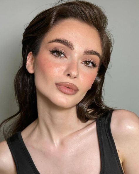 Maquillage On Fleek, Mekap Mata, 20 Makeup, Light Makeup Looks, Smink Inspiration, Dope Makeup, Makeup Eye Looks, Elegant Makeup, Creative Makeup Looks