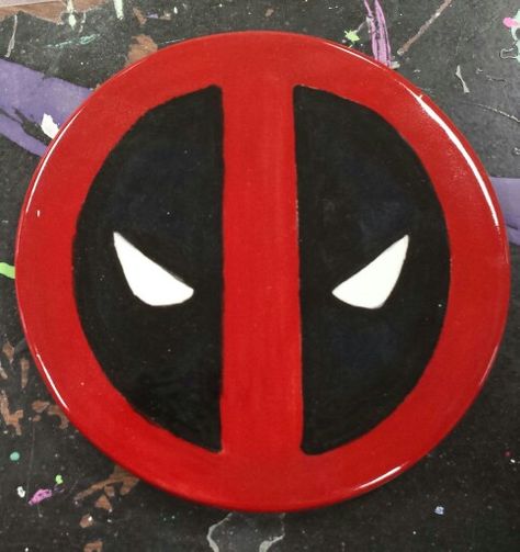 Deadpool Deadpool Clay, Clay Marvel, Ideas Ceramica, Pottery Place, Ceramic Cafe, Clay Plates, Clay Things, Clay Crafts Air Dry, Easy Diy Art