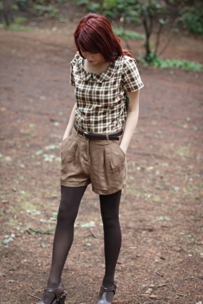 It's even adorable with shorts!!! Vanilla Lace, Peter Pan Collar Top, Pretty Clothing, I Love Redheads, Stripped Dress, Love Your Hair, Blogger Style, Brown Plaid, Collar Top