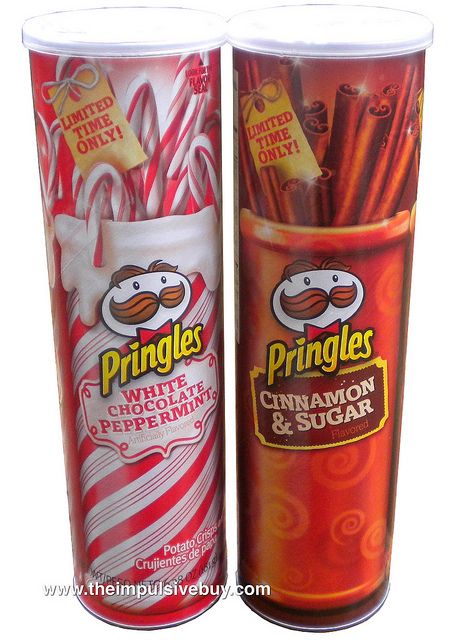 Weird !!!! Pringles White Chocolate Peppermint & Pringles Cinnamon & Sugar Chip Flavors, Pringle Flavors, Weird Snacks, Potato Chip Flavors, White Chocolate Peppermint, American Snacks, Oreo Flavors, Food Memes, Junk Food Snacks