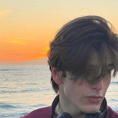 K. Shami on Instagram: "been a minute" Bonito, Ideal Relationship, Jordan Barrett, Haircut Inspo, Hairstyle Men, Gentleman Aesthetic, Hair Boy, Boy Hair, Russian Men