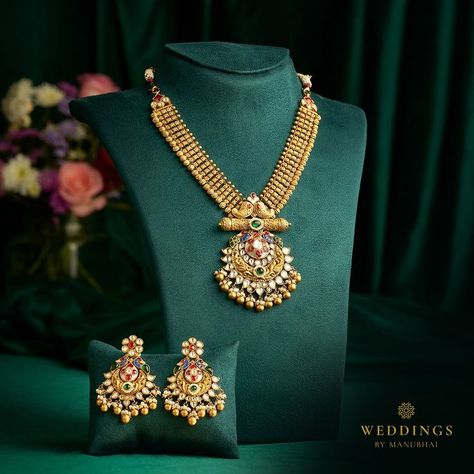 https://pin.it/4BWKxfDme Diamond Jewellery Set, Manubhai Jewellers, Jaipur Travel, Gold Haram, Bridal Necklace Designs, Gold Jewels Design, Antique Necklaces Design, New Gold Jewellery Designs, Antique Gold Jewelry Indian