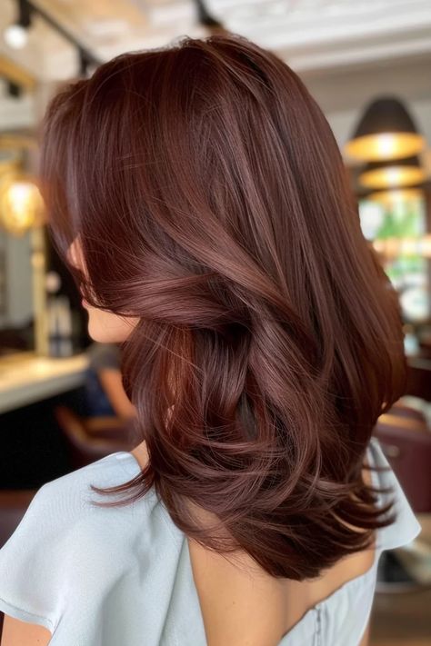 25 Chocolate Cherry Brown Hair Ideas for the Ultimate Luxurious Look Cherry Brown Short Hair, Chocolate Cherry Brown Hair, Cherry Brown Hair, Brown Hair Ideas, Trendy Fall Hair Color, 60 Hair, Style Analysis, Wine Hair, Brown Hair Looks