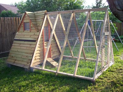 Reban Ayam, A Frame Chicken Coop, Chicken Coop Plans Free, Chicken Coop Kit, Cheap Chicken Coops, Mobile Chicken Coop, Easy Chicken Coop, Portable Chicken Coop, Chicken Tractor