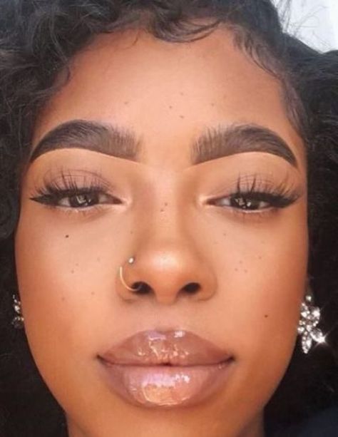 a stud and hoop piercing plus shiny floral earrings will add plenty of bling to your face Multi Nose Piercing, Multiple Nostril Piercings, Simple Nose Piercing, Multiple Nose Piercings, Double Nose Piercing Same Side, Two Nose Piercings, Piercing Nostril, Ombre Eyebrows, Double Nose Piercing