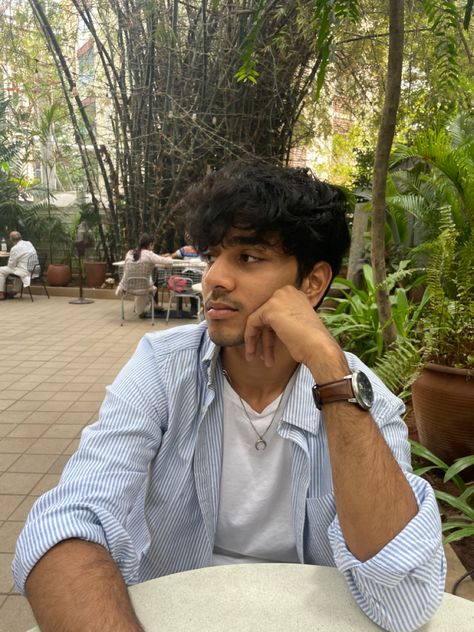 Pinterest Boyfriend, Aesthetic Boy Outfit, India Fashion Men, Boy Snaps Pic, Haircut Names For Men, Men Fashion Photoshoot, Classy Outfits Men, Men Photoshoot, Boys With Curly Hair