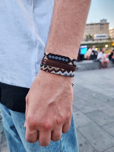 Friendship bileklik Manly Bracelet Patterns, Men’s Friendship Bracelet Pattern, Male Friendship Bracelet, Masculine Friendship Bracelet, Friendship Bracelets Men, Boy Friendship Bracelets, Man Friendship Bracelet, Friendship Bracelets For Guys, Bracelets For Men Diy