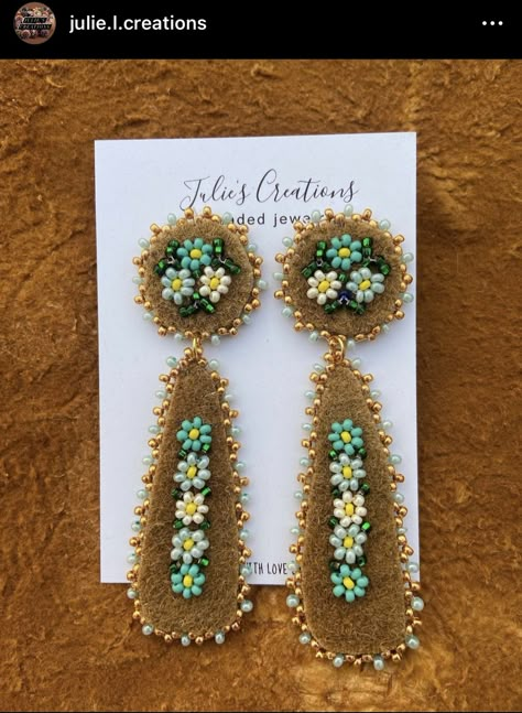 Indigenous Earrings Beaded, Hide Earrings, Indigenous Earrings, Indigenous Beaded Earrings, Indigenous Beading, Indigenous Crafts, Indigenous Beadwork, Beaded Gloves, Jingle Dress