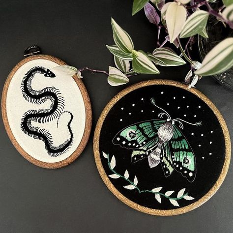 Couture, Dark Fabric Embroidery, Gothic Embroidery Design, Goth Embroidery Ideas, Goth Embroidery Clothes, Dark Embroidery Designs, Whimsigoth Embroidery, Cryptid Embroidery, Goth Embroidery Patterns