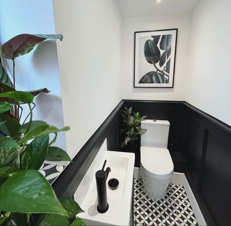 Wc And Bathroom Design, Extra Small Toilet Room, Small Wc Ideas Tiny Spaces, Dark Small Toilet, Black And White Wc, Two Color Bathroom, Small Loo Ideas, Black Downstairs Toilet, Black And White Toilet Room