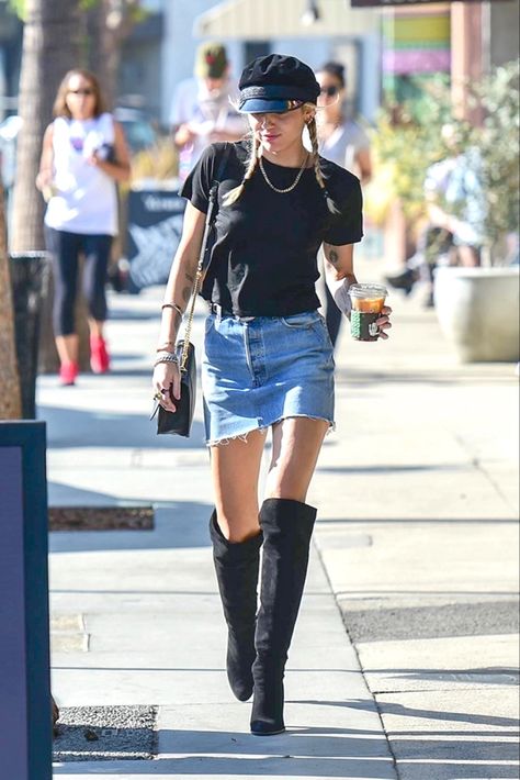 Street Style Boots, Skirt, Black, Miley Cyrus, A Woman