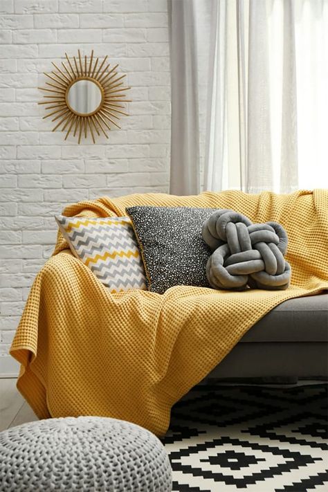 Grey And Yellow Living Room, Grey Sofa Living Room, Yellow Blankets, Yellow Sofa, Yellow Living Room, Yellow Home Decor, Yellow Decor, Yellow Pillows, Colourful Living Room