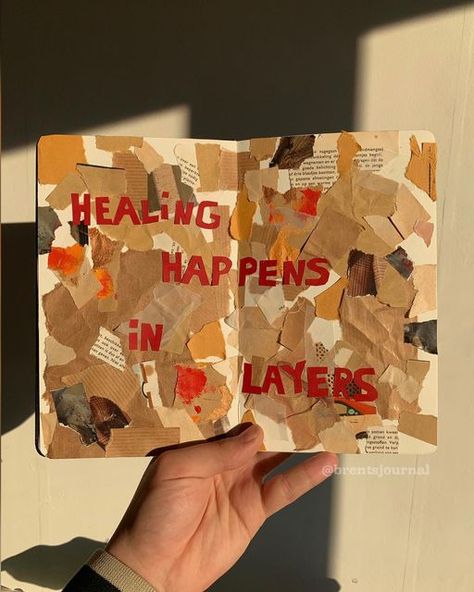 Instagram Posts Aesthetic, Travel Quotes Instagram, Kunstjournal Inspiration, Bulletin Journal Ideas, Bullet Journal Aesthetic, Wreck This Journal, Art Journal Therapy, Quotes Instagram, Sketchbook Art Journal