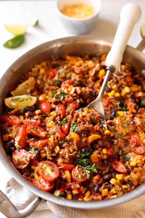 Mexican Beef and Rice skillet with tomatoes and cheese, corn and salsa Spanish Beef Recipes, Mexican Beef And Rice Skillet, Beef And Rice Skillet, Mexican Skillet, Traditional Mexican Food, Cheese Corn, Veal Recipes, Rice Skillet, Mexican Beef