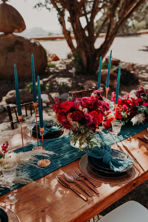 Get tips on how to perfectly accentuate the surroundings and create a unique boho vibe on your big day with the perfect color mix. Photography by Suzy Goodrick Dark Turquoise Wedding, Dark Teal Weddings, Cheesecloth Runner, Teal Blue Weddings, Rustic Table Runner, Gauze Table Runner, Rustic Table Runners, Rustic Boho Wedding, Jewel Tone Wedding