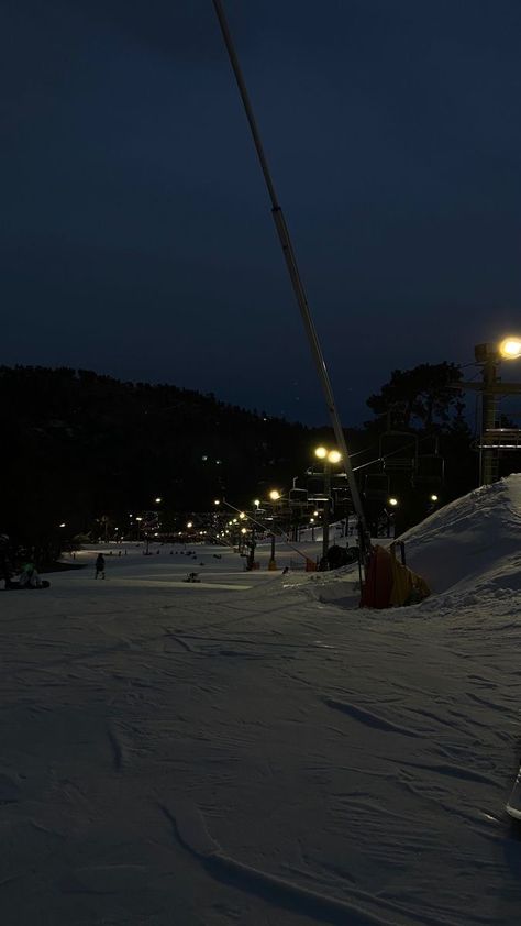 Night Snowboarding Aesthetic, Ski Night Aesthetic, Snowboarding Aesthetic Night, Skiing At Night, Night Skiing Aesthetic, California Aesthetic Night, Aspen Colorado Aesthetic, Winter Aesthetic Night, Night Snowboarding