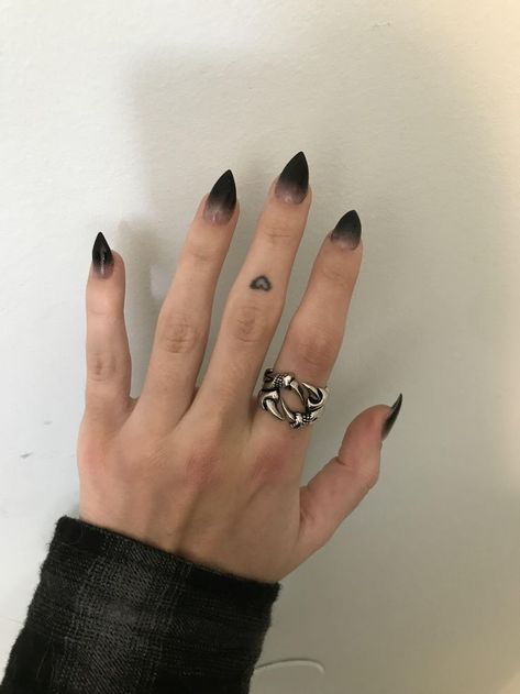 Short Sharp Nails, Goth Short Nails, Demon Nails, Goth Nail Art, Vampy Nails, Nails Gothic, Nezuko Demon Slayer, Nails Goth, Vampire Nails