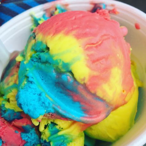 Superman Ice Cream, Best Ice Cream Flavors, Coconut Cream Pie Easy, Walnut Ice Cream, Root Beer Float, Coconut Cream Pie, Best Ice Cream, Frozen Treat, Homemade Vanilla