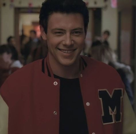 Finn Hudson Glee, Finn Glee, Sam Evans, Glee Memes, Lea And Cory, Finn Hudson, Glee Fashion, Glee Club, Rachel Berry