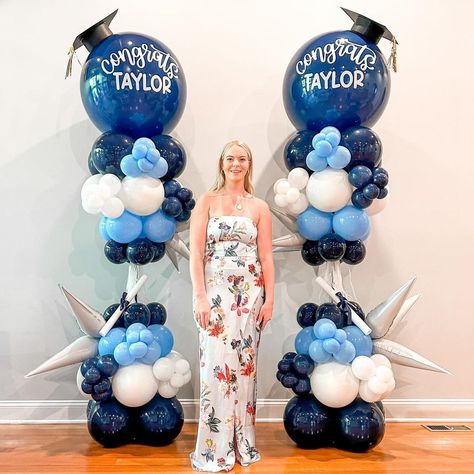 Charming Garlands | It’s GRAD SZN!🎓 —- We are still accepting grad party orders🎈 ➡️LINK IN BIO to inquire today!⬅️ . . . . . . #classof2024 #graduation #2024… | Instagram Graduation Balloon Decorations, Graduation Balloon Garland, Ballon Column, Volleyball Senior Night, 2024 Instagram, Beautiful Balloons, Balloons Decoration, Graduation 2024, Graduation Balloons