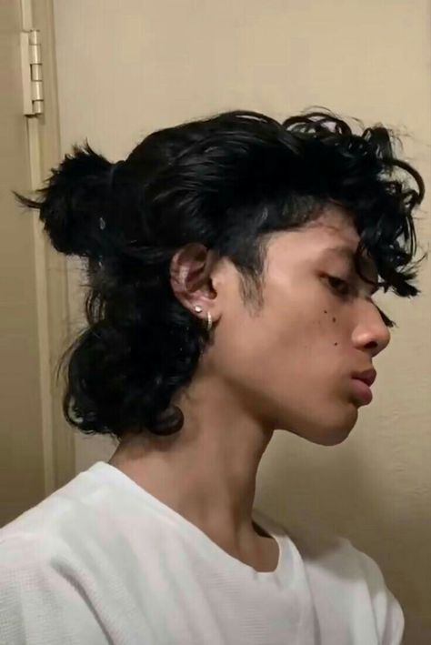 Men Haircut Curly Hair, Mullet Haircut, Hair Inspiration Short, Short Curly Haircuts, Shot Hair Styles, Mullet Hairstyle, Curly Hair Men, Short Hair Haircuts, Hair Reference