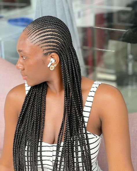 22 Fabulous Cornrows Ideas For A Stylish Protective Look Straight Back Styles For Black Women, Straight Back With Braids At The Back, Straight Cornrows Braids, Braids Going To The Back, Hair Care Routine Natural, Braids Straight Back, Straight Back Styles, Straight Back Hairstyles, Straight Up Hairstyles