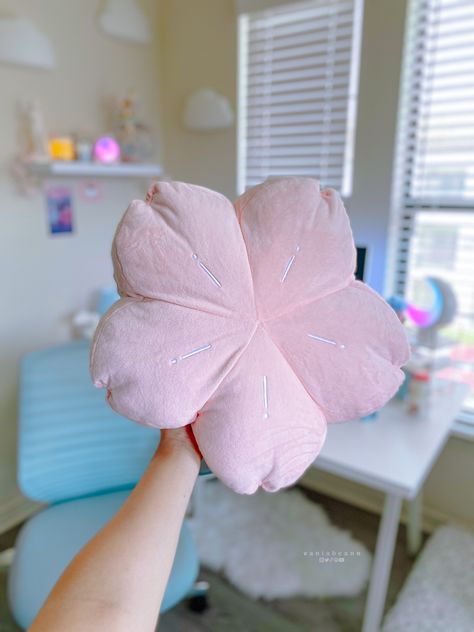 Cherry Blossom Pillow, Sakura Pillow, Desk Home Office, Sewing Machine Basics, Sakura Flower, Kawaii Room, Flower Pillow, Desk Setup, Cute Pink