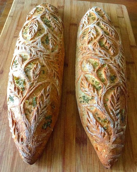 Bread Scoring, Bread Art, Rye Bread, Think Food, Bread Recipes Homemade, Artisan Bread, Loaf Bread, Beautiful Food, Finger Food