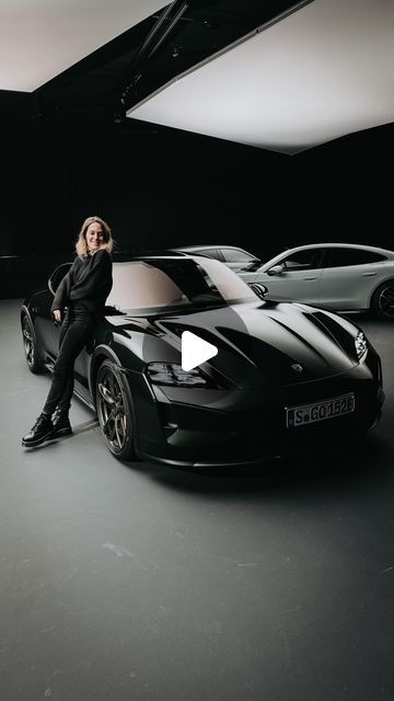 February 6, 2024、99K likes, 288 comments - jessicarmaniac: "What are your thoughts on the all new Porsche Taycan Facelift?! #porsche #porschetaycan #jessicar..." Porsche Taycan Black, Taycan Porsche, Porsche Taycan, New Porsche, Porsche