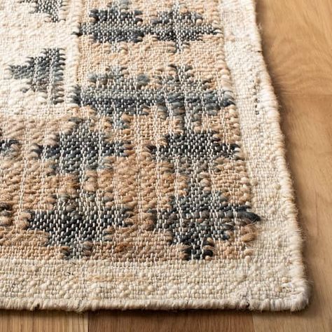 SAFAVIEH Flatweave Kilim Kjerstin Jute Rug - On Sale - Bed Bath & Beyond - 33781538 Bohemian Flat, Woven Area Rug, Contemporary Bedroom Decor, Kelly Clarkson, Pile Rug, Ivory Rug, Jute Rug, Decoration Design, Grey Rugs