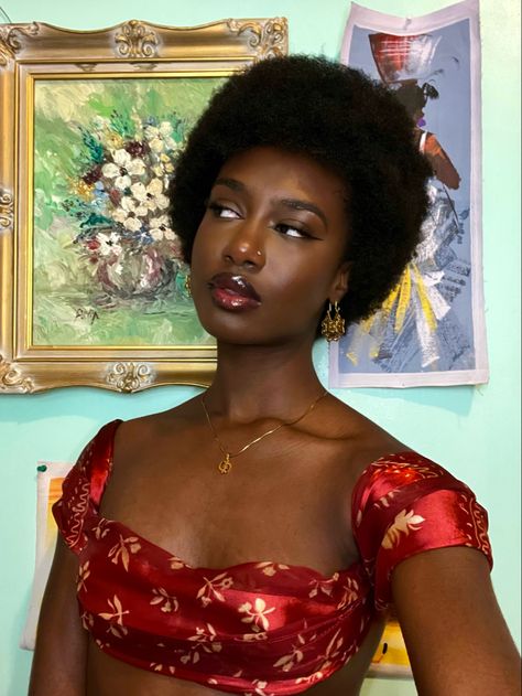 70s Black Women, Afro Boho, Latest Hair Braids, Dark Skin Models, Feminine Hairstyles, Natural Hair Transitioning, Short Afro, Type 4 Hair, Natural Afro Hairstyles