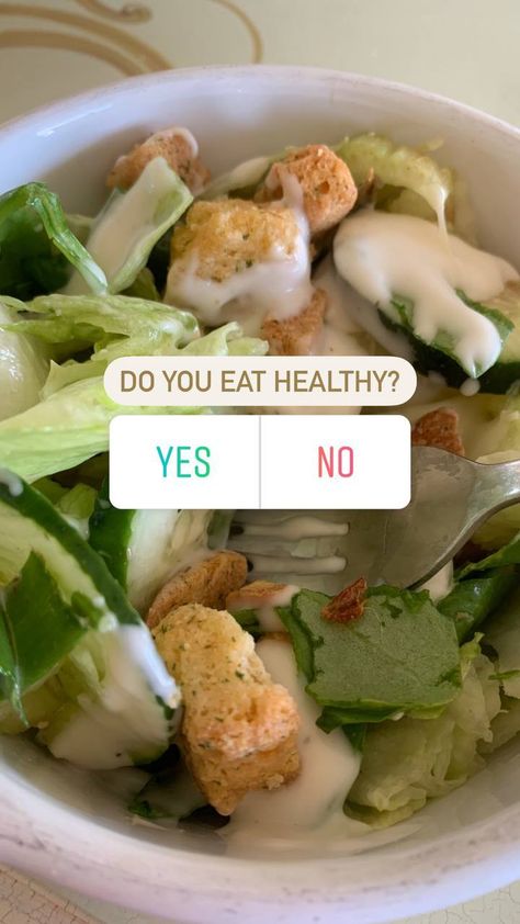 Instagram story polls yes or no Food Interactive Stories, How To Post Food On Instagram Story, Story Polls Instagram Ideas, Food Polls For Instagram Story, Monday Polls For Instagram, Instagram Story Ideas Nutrition, Polls For Instagram Story Yes Or No, Polls For Instagram Story Fashion, Instagram Quiz Ideas