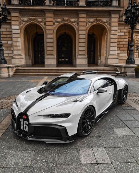 Supercars▪Lifestyle▪Marketing on Instagram: “Bugatti Chiron Pur Sport 📸 @liberdamedia” Cool Truck Accessories, Car Seat Poncho, Super Sport Cars, Tesla Car, Bugatti Cars, Bugatti Chiron, Super Luxury Cars, Fancy Cars, Pretty Cars