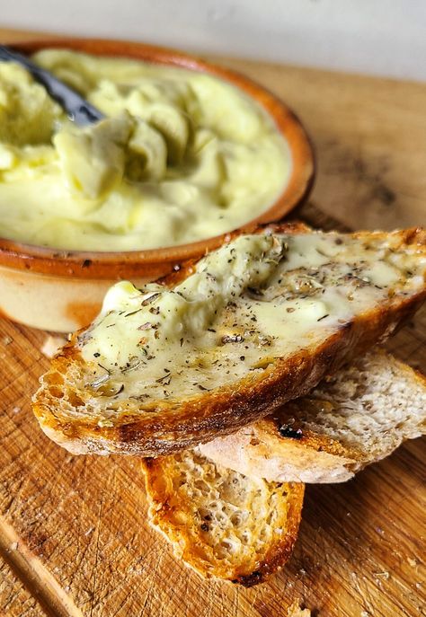 Whipped Olive Oil Butter | KALOFAGAS | GREEK FOOD & BEYOND Butter Recipes Homemade, Olive Oil Butter, Olive Oil Recipes, Grilled Bread, Flavored Butter, Homemade Butter, Herb Butter, Greek Food, Butter Recipe