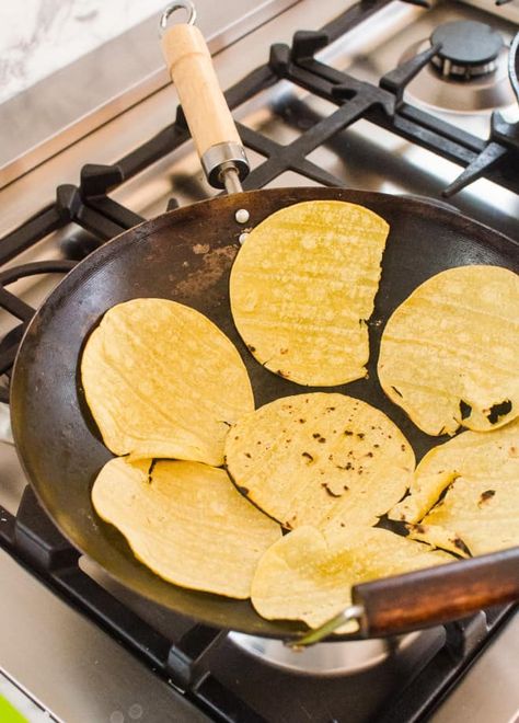 Wok Cooking Recipes, Electric Wok, Latino Food, Wok Recipes, Kitchen Tricks, Wok Pan, Wok Cooking, Waffle Cookies, Southern Dishes