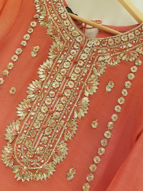 Gota Neck Design, Gotapatti Work Kurti Neck Design Simple, Gotta Work Dresses, Gotapatti Work Kurti, Gotta Patti Work Embroidery, Gotta Work Dresses Pakistani, Embroidery Fashion Detail, Hand Embroidery Dress, Embroidery On Kurtis