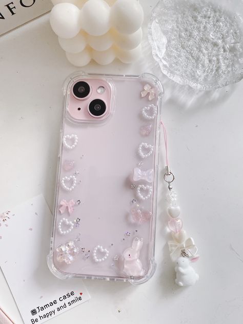 ❤️TPU resin phone case. 🎀Since it is a handmade product, bubbles may form in the case during manufacturing. Shapes such as shells and conchs can be slightly different.If you want to add or change parts, please message me. Cute Bunny Phone Cases, Back Case Ideas, Cute Pink Iphone Cases, Iphone 15 Cute Cases, I Phone 11 Cases, Charm Phone Cases, Iphone 13 Aesthetic Case, Pink Phone Cases Aesthetic, Iphone 15 Phone Case