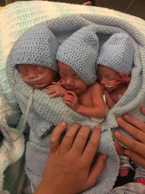 Triplets Babies Newborns, Triplet Pregnancy, Triplets Photography, Newborn Triplets, Triplets Pregnancy, Tb Joshua, Pregnancy Pics, Love What Matters