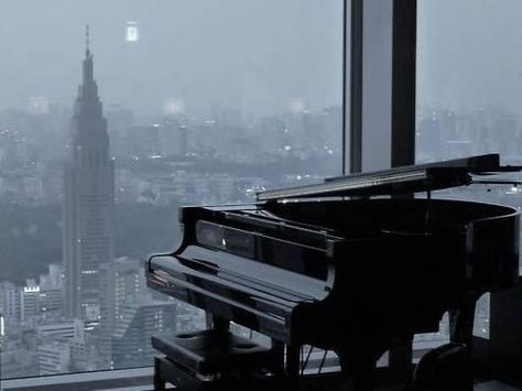 Arte Jazz, Piano Store, Best Piano, Free Beats, Classical Period, Piano Room, Wattpad Romance, Grand Piano, Digital Piano